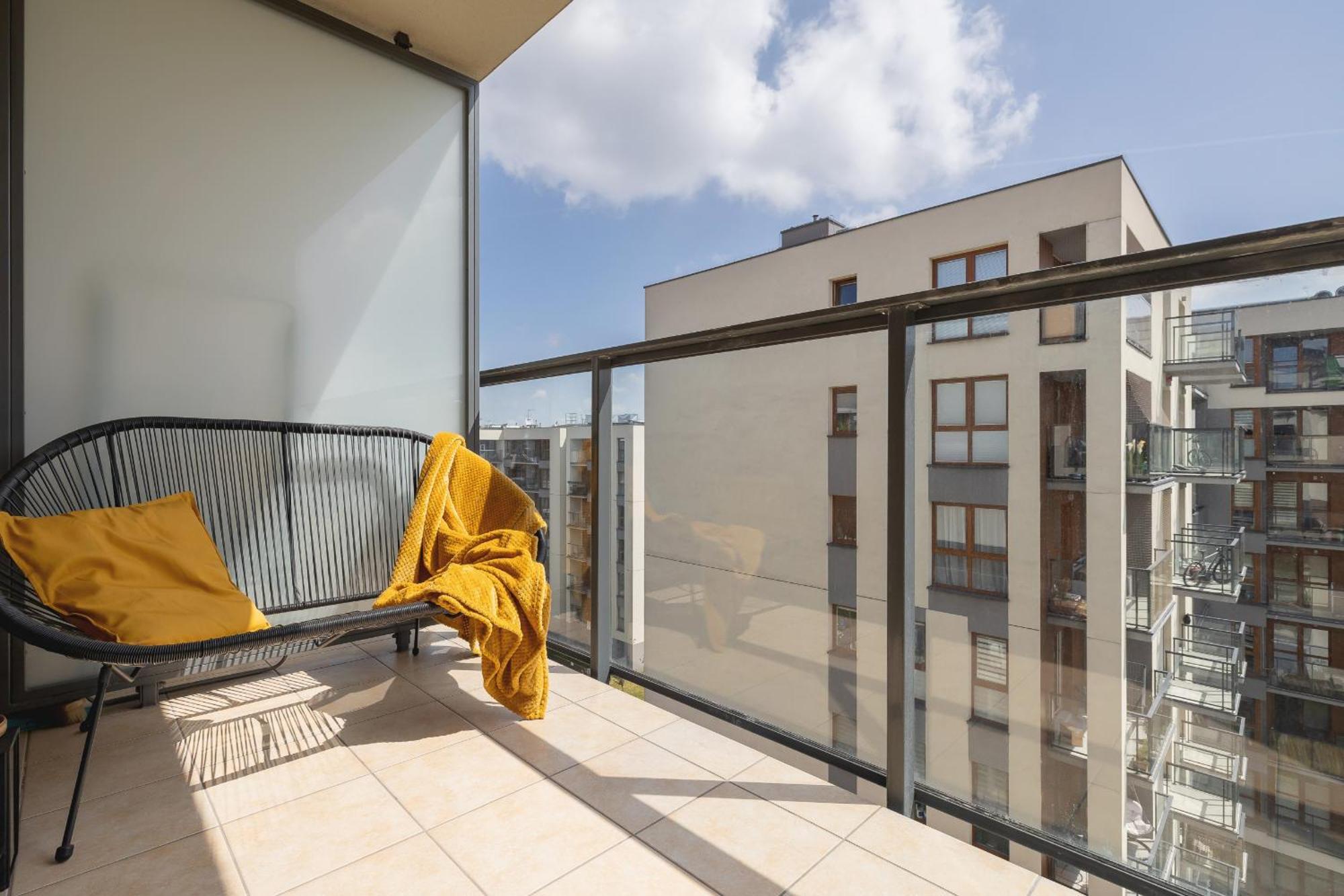 Przytulny Apartament Na Wroclawskiej Z Parkingiem W Krakowie By Noclegi Renters 外观 照片